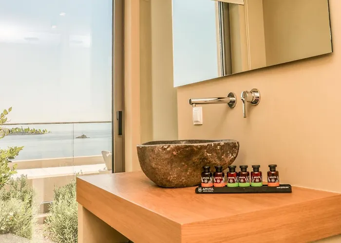 Skiathos Symbol * Achladies (Skiathos)